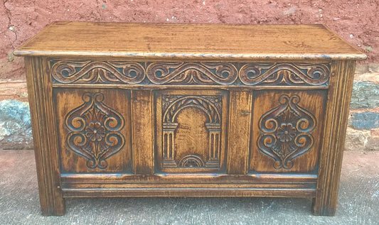 Gorgeous Small Carved Oak Coffer / Vintage Storage Chest