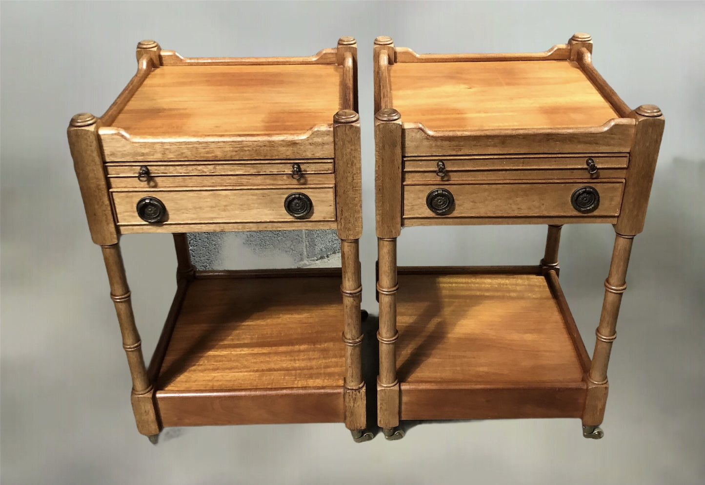 Gorgeous Pair Of Vintage Faded Mahogany Bedside Tables ( SOLD )