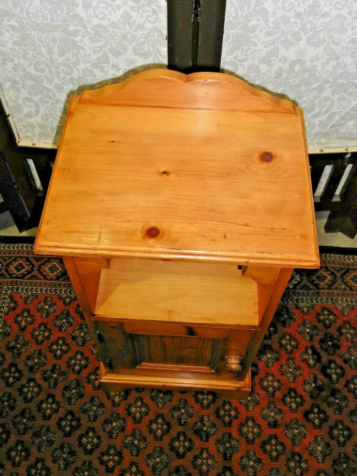381.....A Pair Of Refinished Bedside Cabinets / Bedside Tables