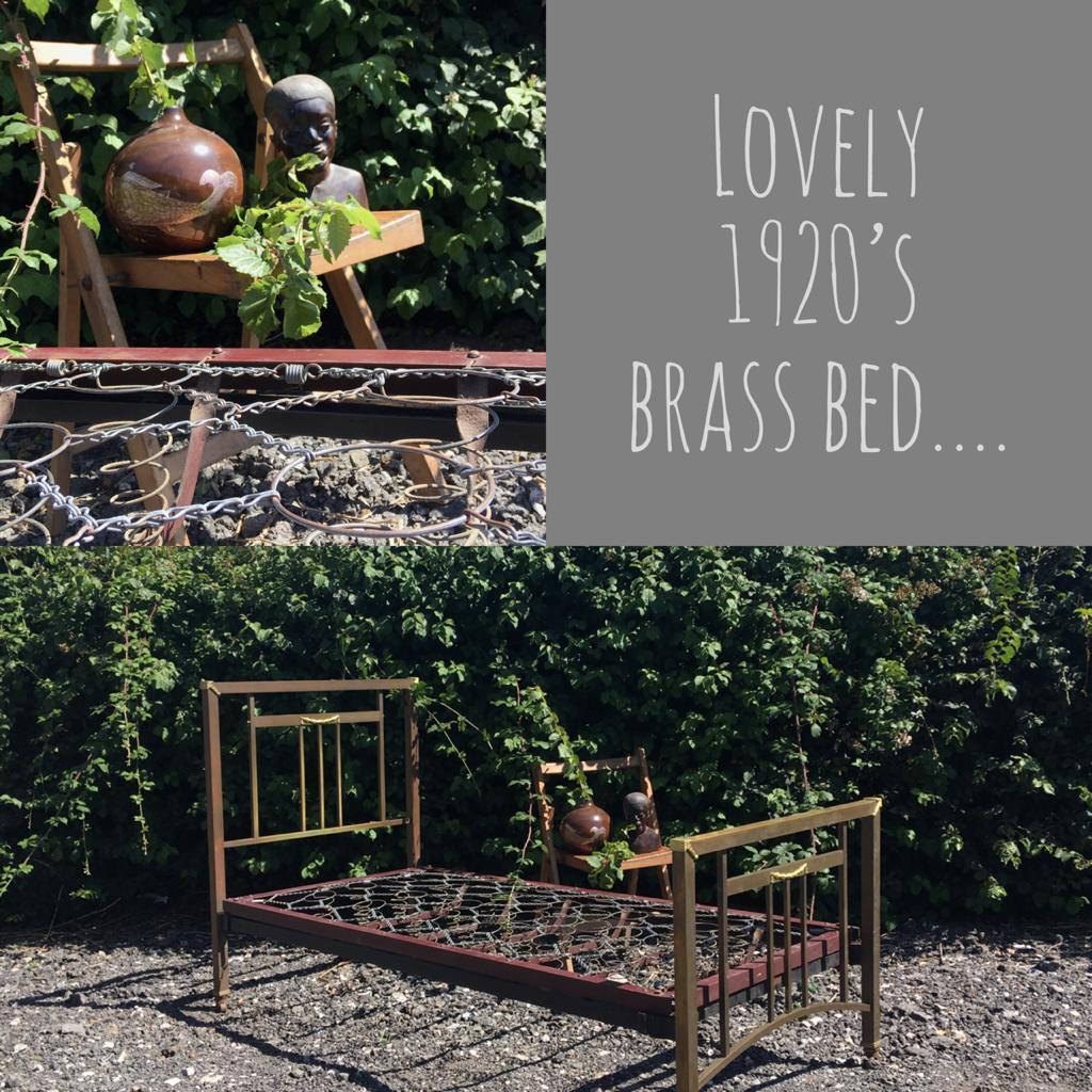 186.....Lovely Vintage Brass Bed / Edwardian Bed ( sold )