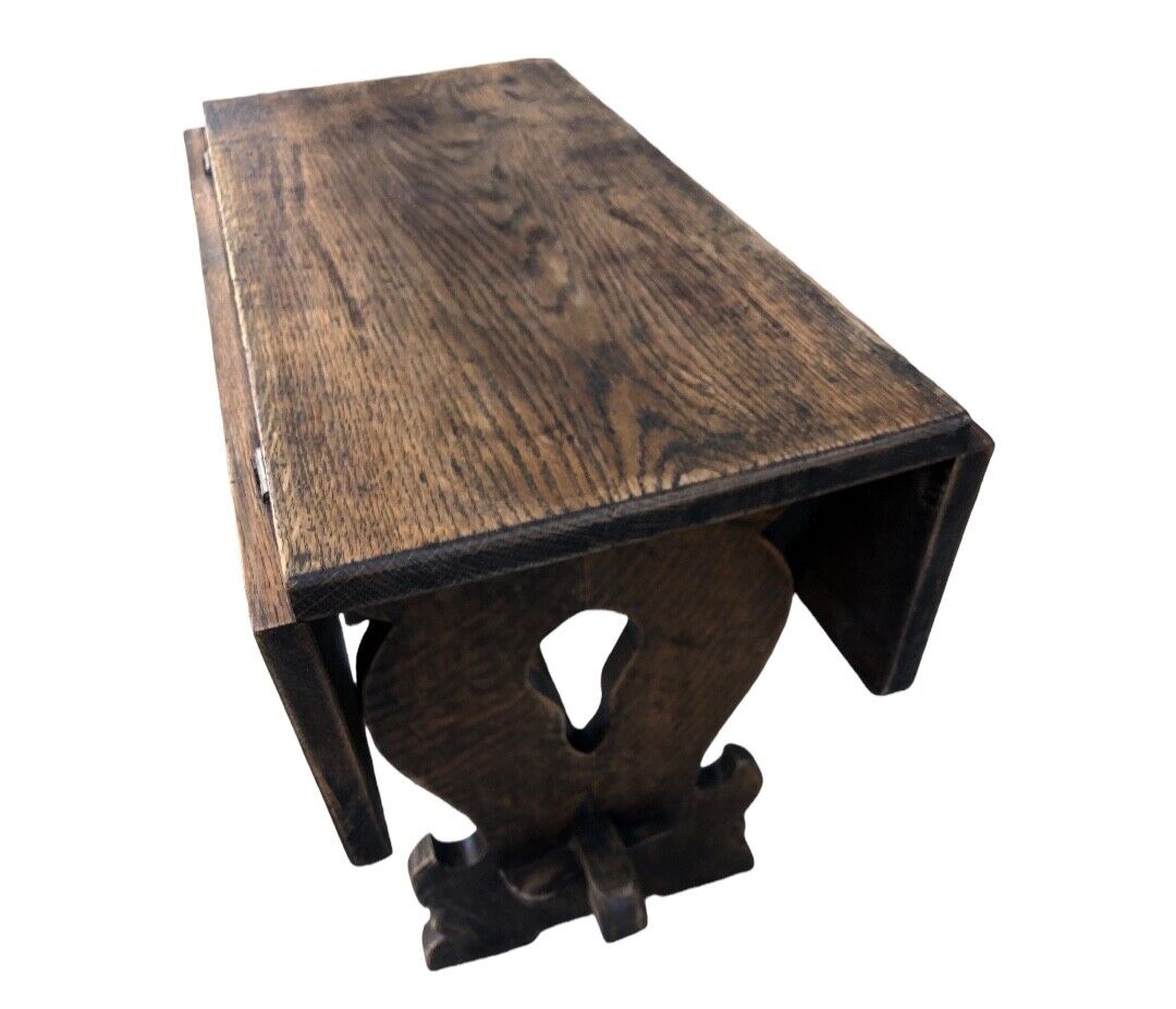 000942....Vintage Solid Oak Coffee Table (sold)