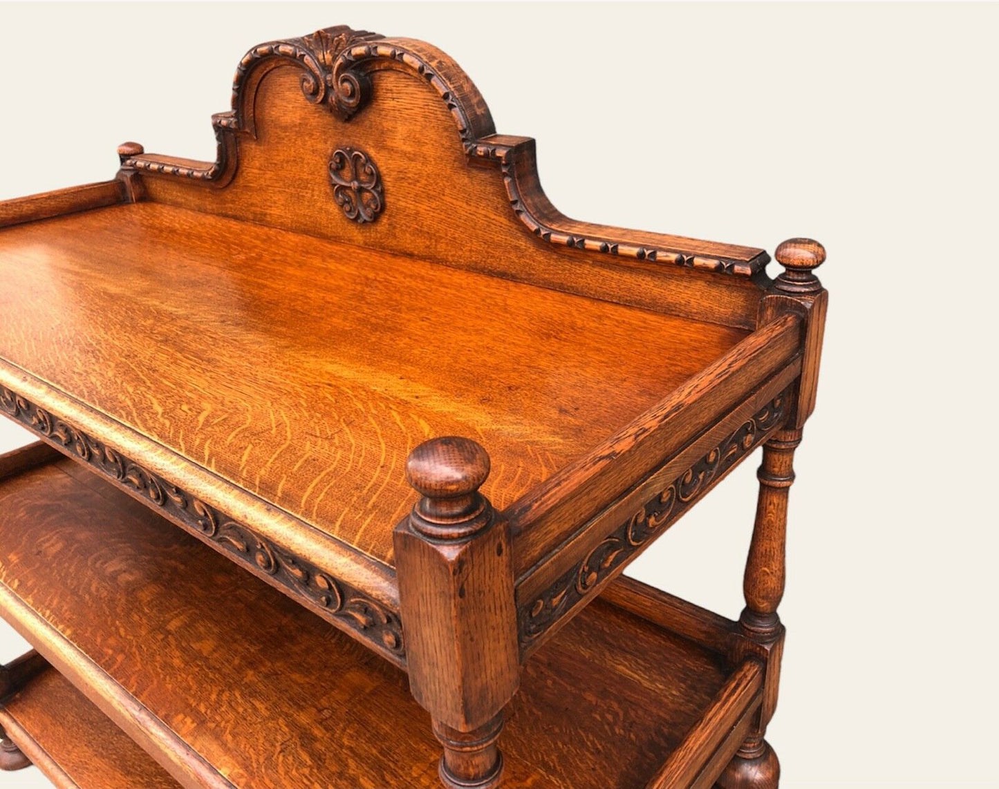 000971.....Stunning Carved Oak Antique Buffet / Sideboard ( sold )