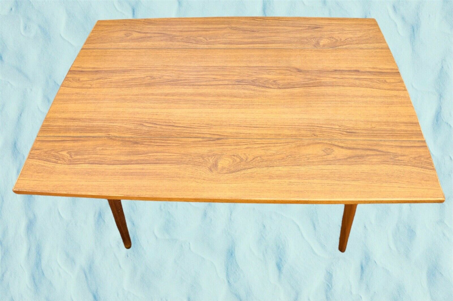 000970.....Retro 1960's Formica Dining Table