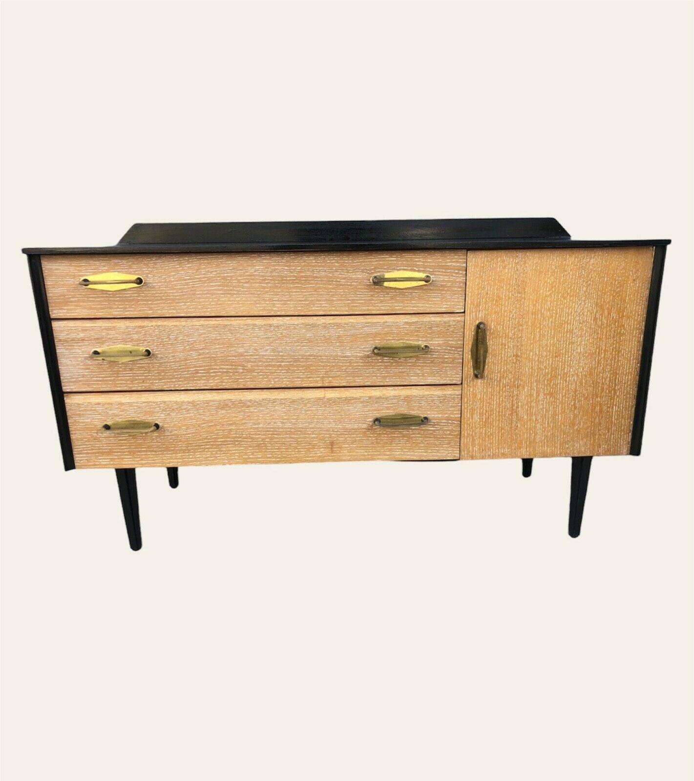 000960....Retro Sideboard / Media Stand ( sold )