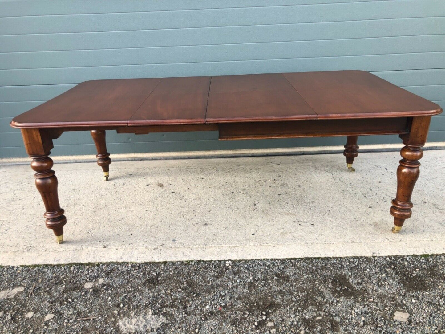 Antique Mahogany Extending Dining Table / Solid Mahogany Table ( SOLD )