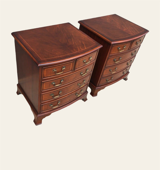 000951....Handsome Pair Vintage Bedside Chests / Small Chests Of Drawers ( sold )