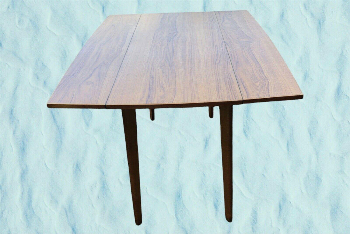 000970.....Retro 1960's Formica Dining Table