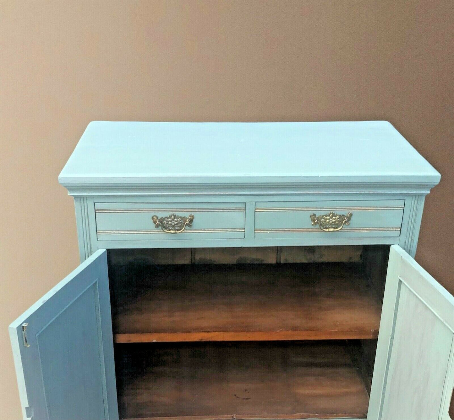 Edwardian Sideboard With Carved Decoration ( SOLD )