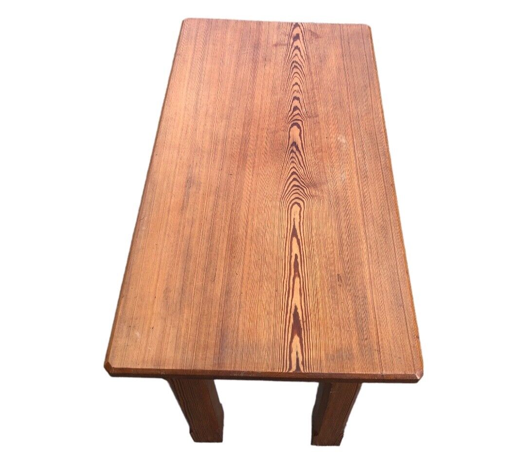 000908....Handsome Gothic Pine Table