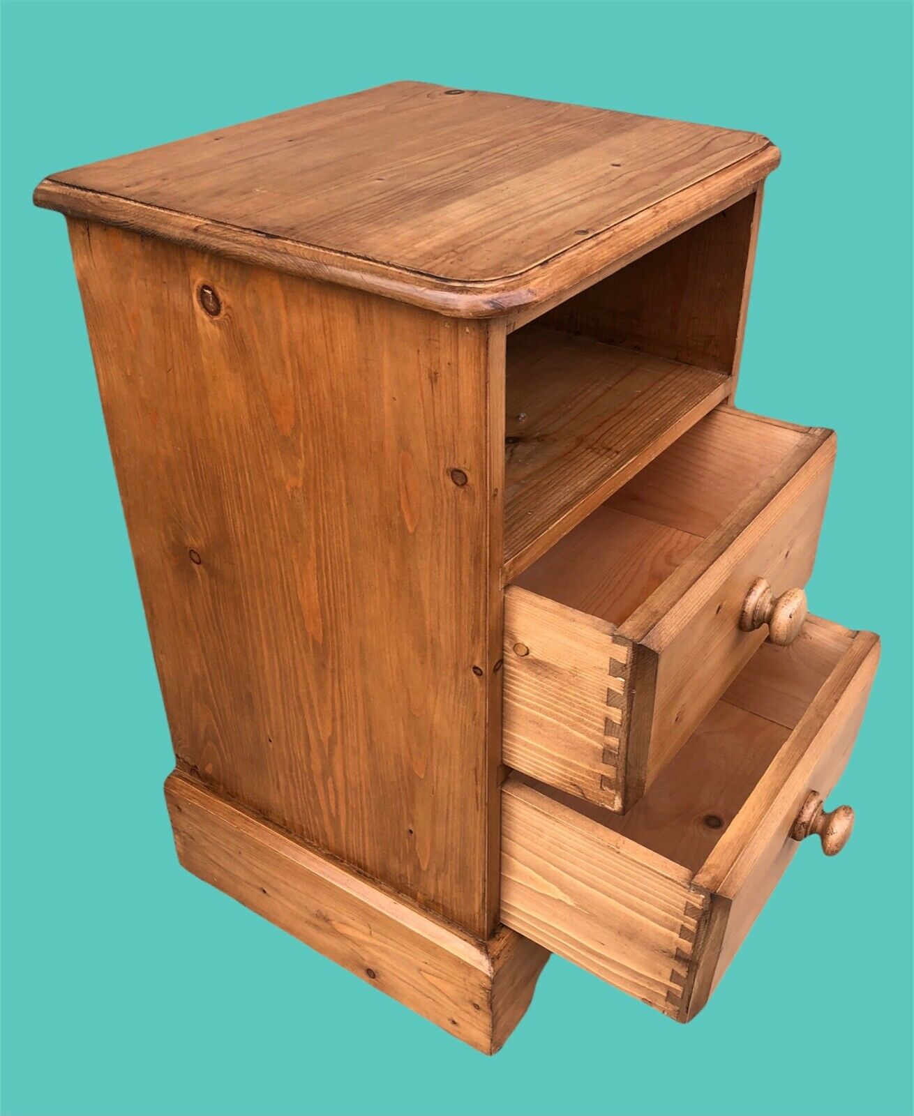 000998......A Pair Of Good Quality Pine Bedside Tables ( sold )