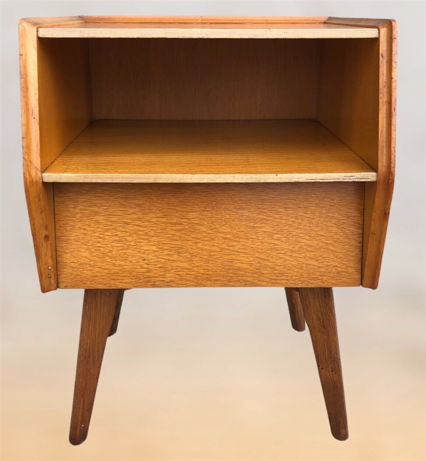 000972.....Oak Retro Bedside Table ( sold )