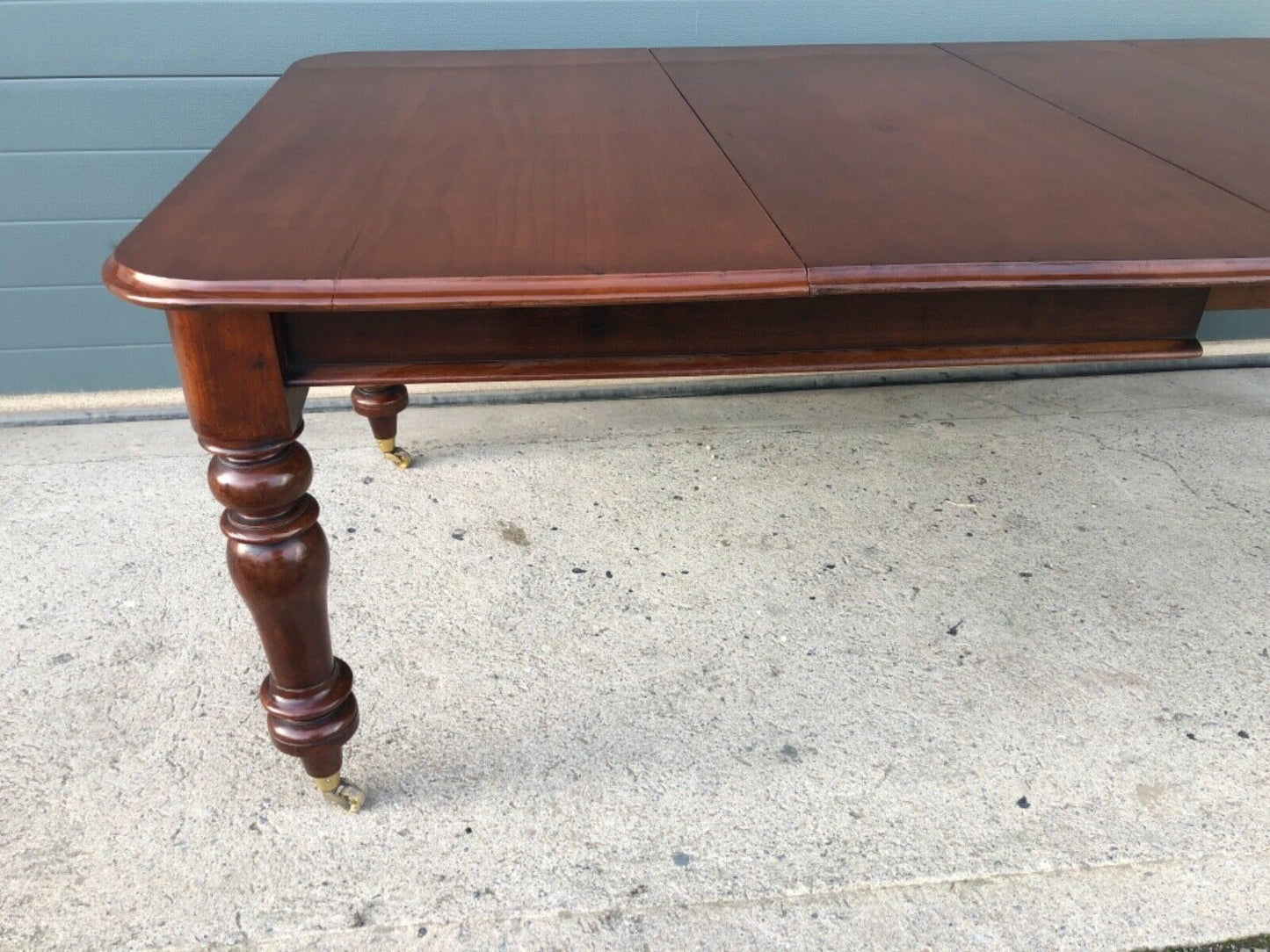 Antique Mahogany Extending Dining Table / Solid Mahogany Table ( SOLD )