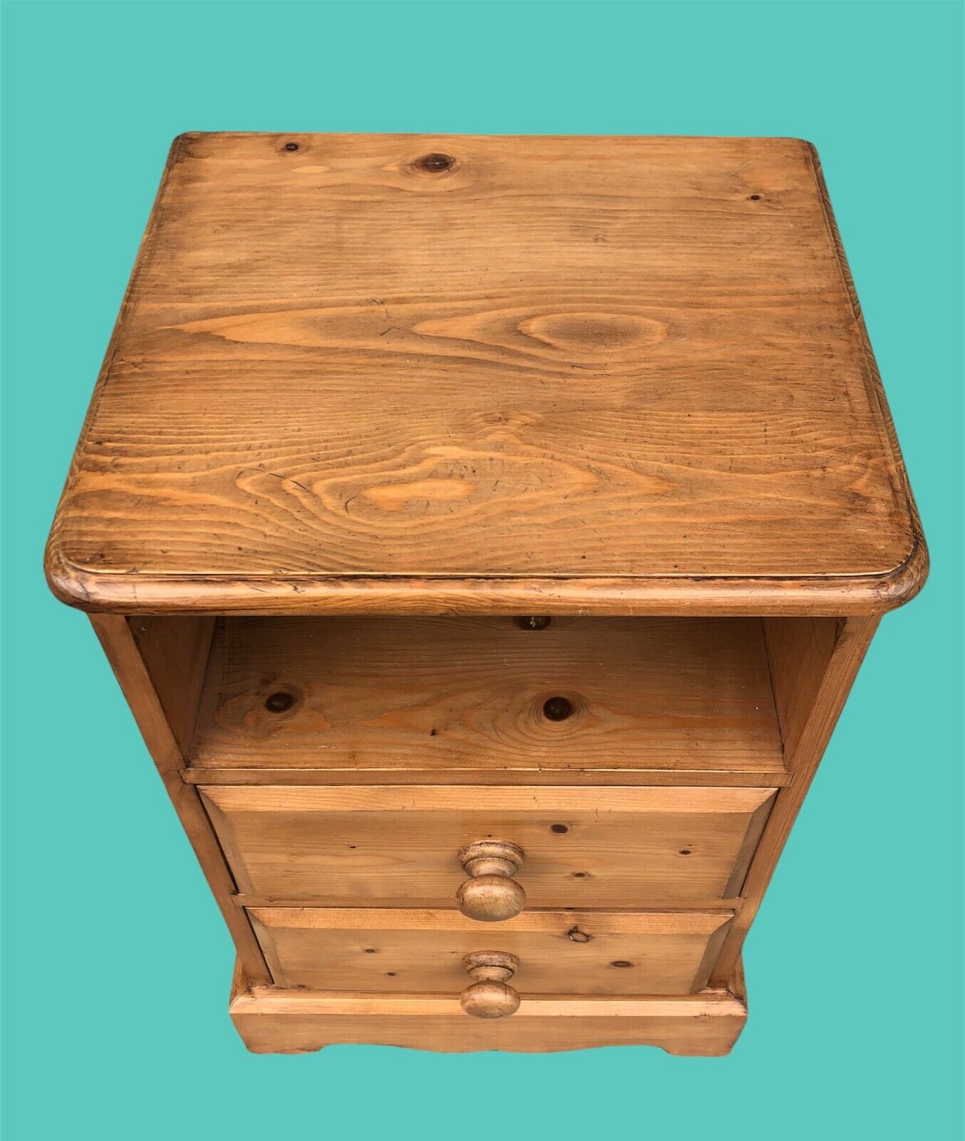 000998......A Pair Of Good Quality Pine Bedside Tables ( sold )