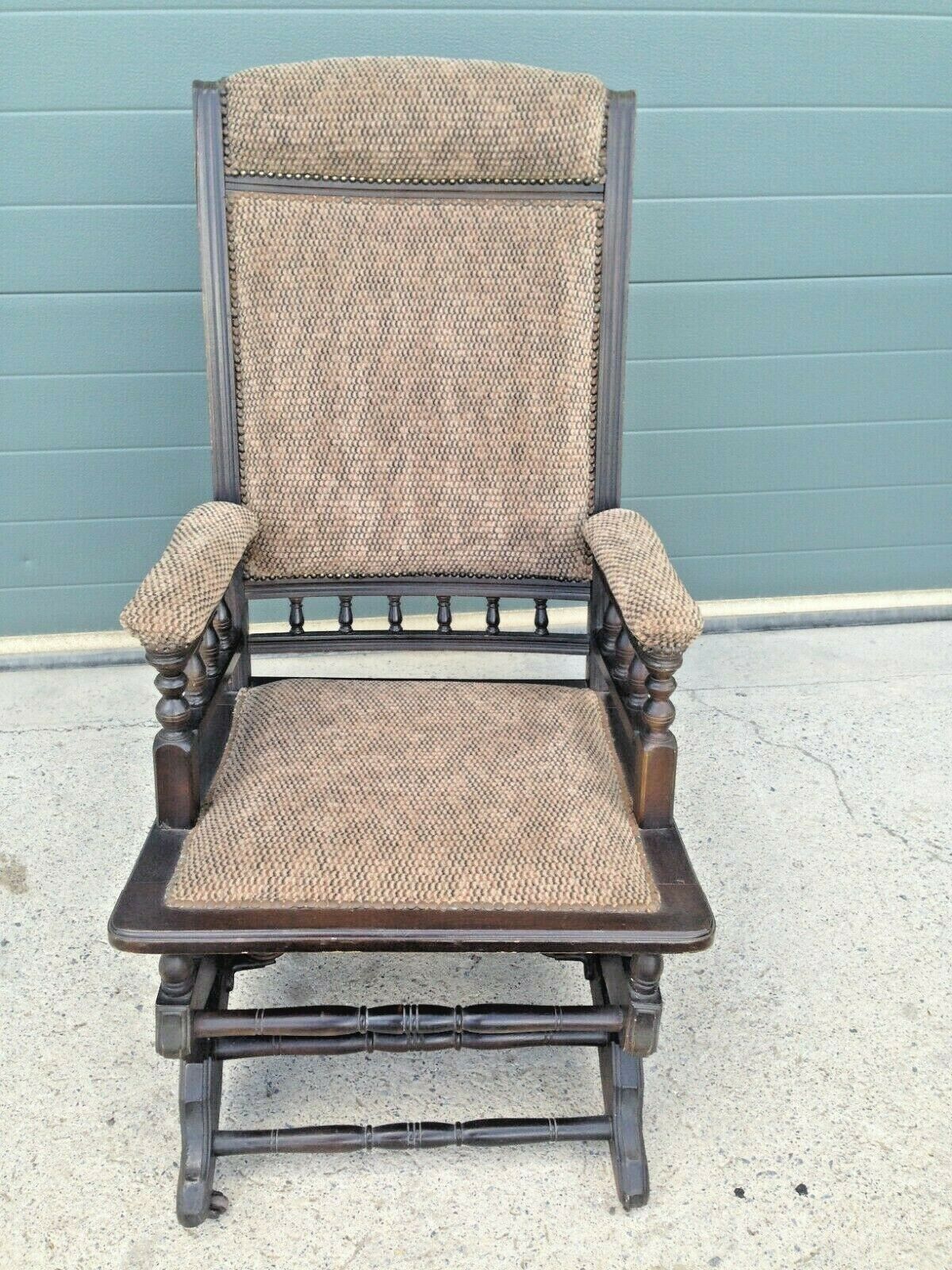 Old American Rocking Chair / Antique Rocking Chair SOLD