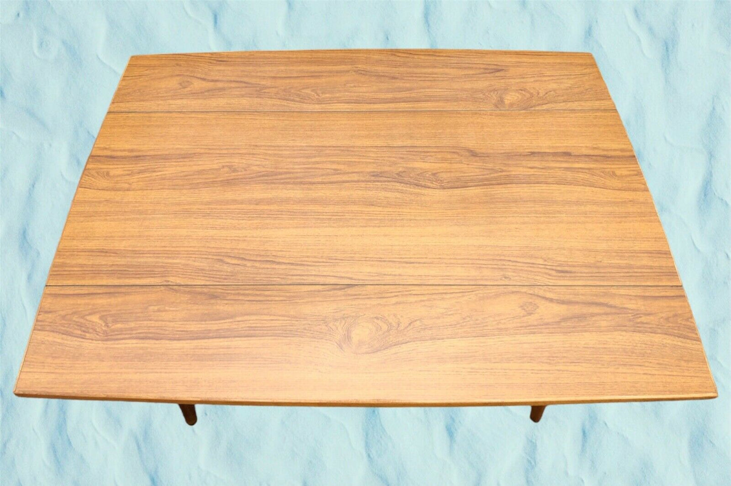 000970.....Retro 1960's Formica Dining Table