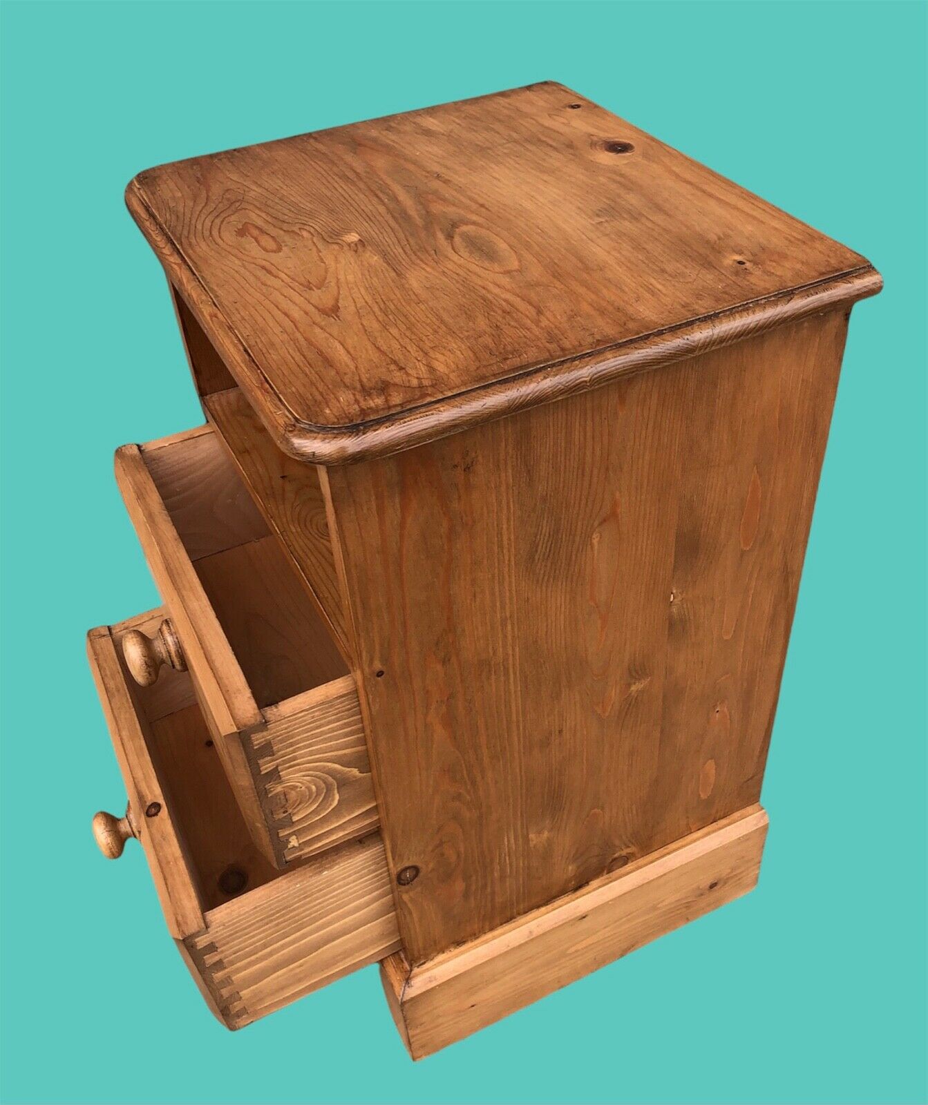 000998......A Pair Of Good Quality Pine Bedside Tables ( sold )