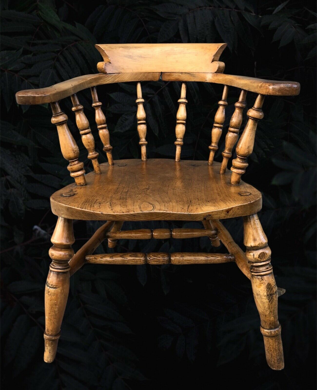 Stunning Handsome Antique Desk Chair / Smokers Bow ( SOLD )